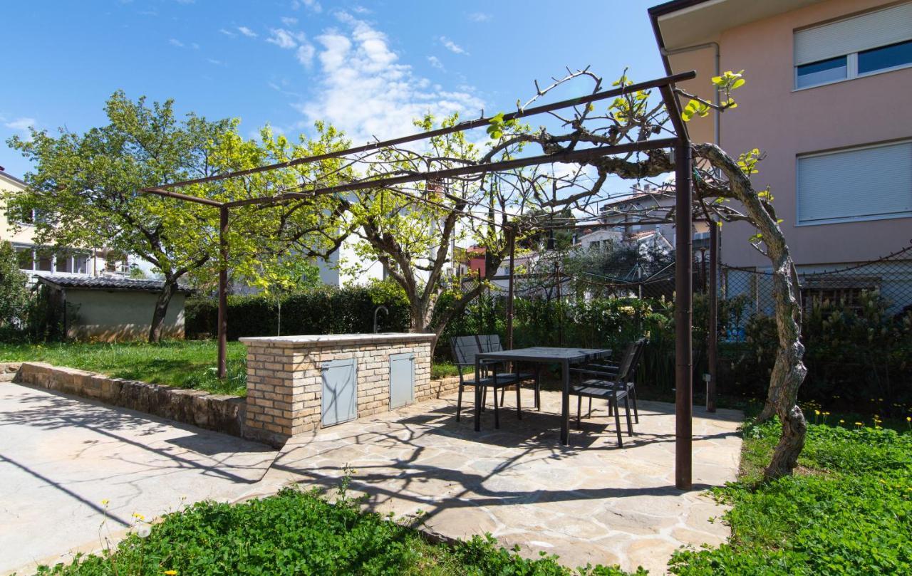 Villa Beatrice By Locap Group อิซอลา ภายนอก รูปภาพ