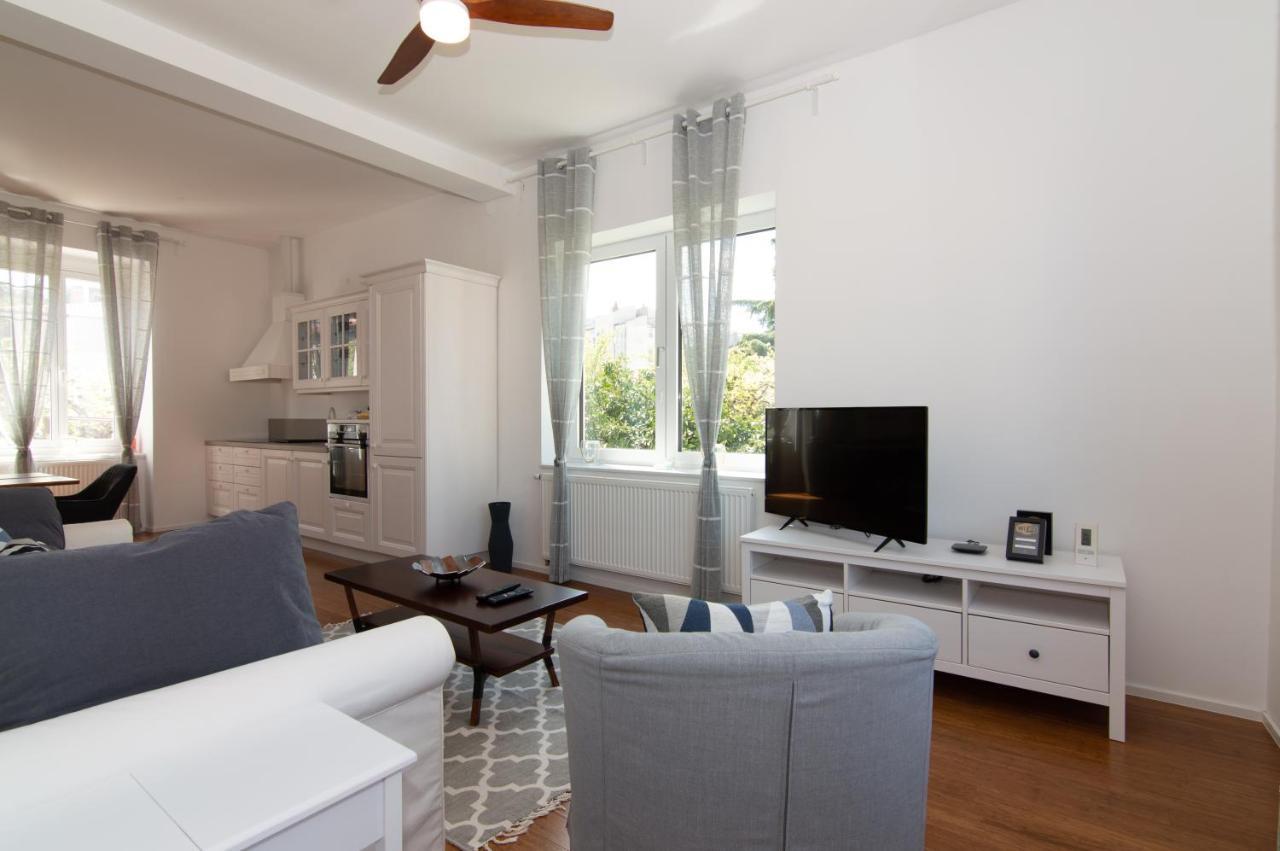 Villa Beatrice By Locap Group อิซอลา ภายนอก รูปภาพ